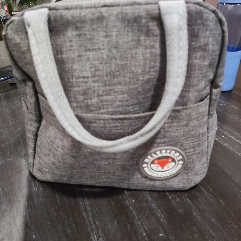 Delicious from Karong Design lunchbox grey insulated